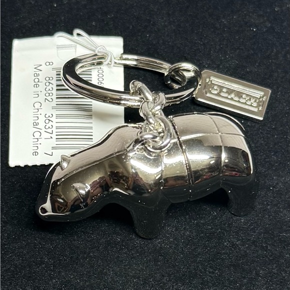 Coach Other - Coach USB Keychain Silver Gunmetal Bear with Metal Coach Hang Tag NWT